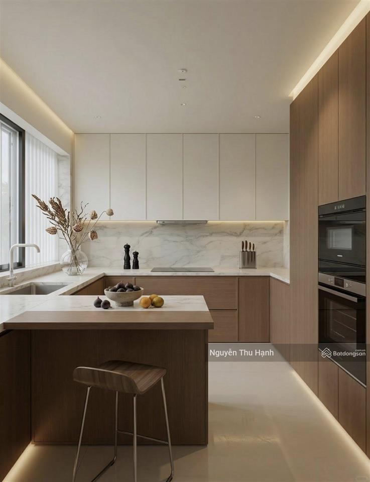 Cho thuê căn hộ cực hiếm tại aqua central 44 yên phụ, 4pn, 150m2, full nội thất.  0915 629 ***