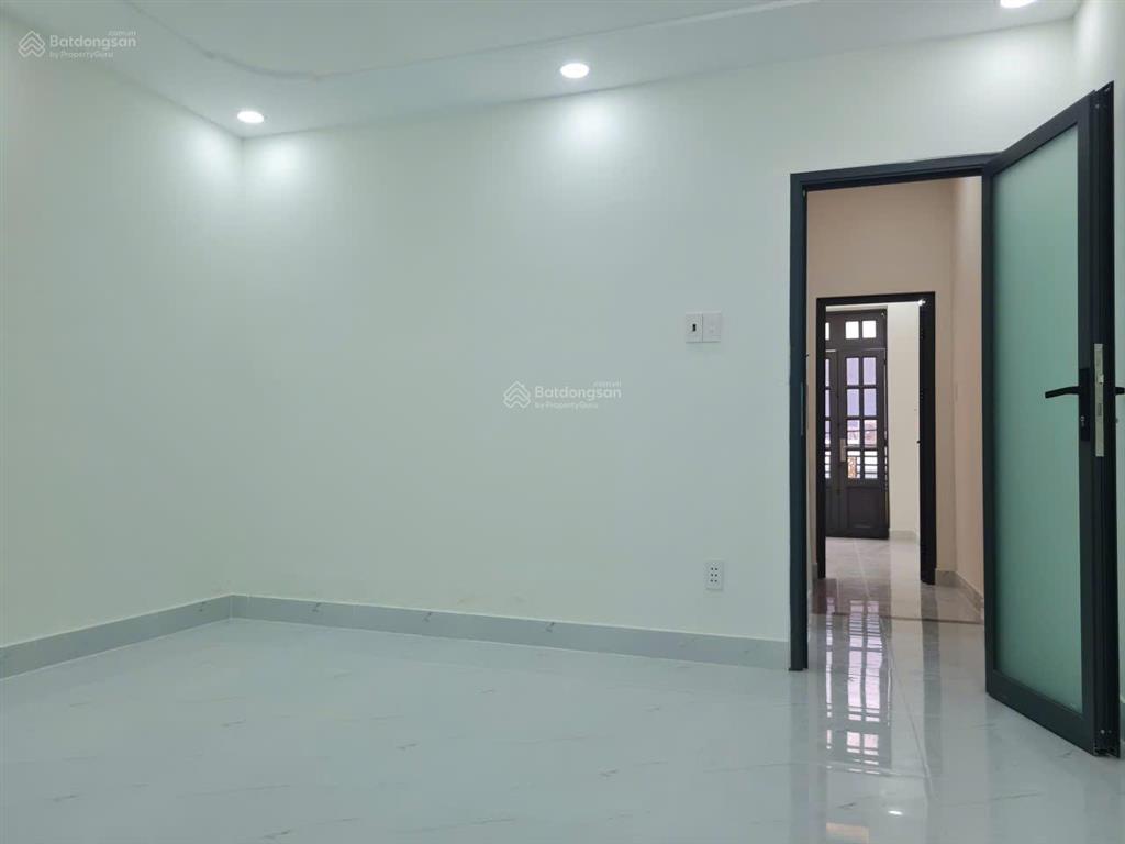Bán nhà riêng đẹp khu dân cư đối diện gigamall