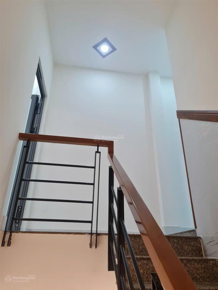 Bán nhà riêng đẹp khu dân cư đối diện gigamall