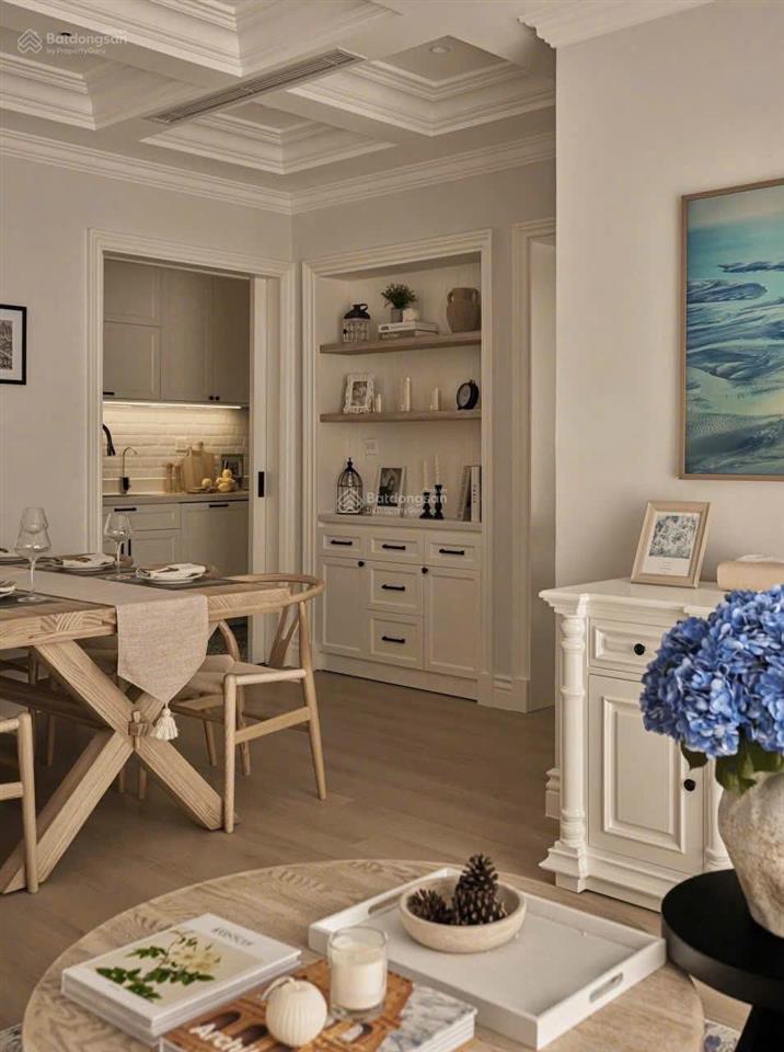 Bán gấp 2 phòng ngủ sunrise city central giá chỉ 6,5 tỉ