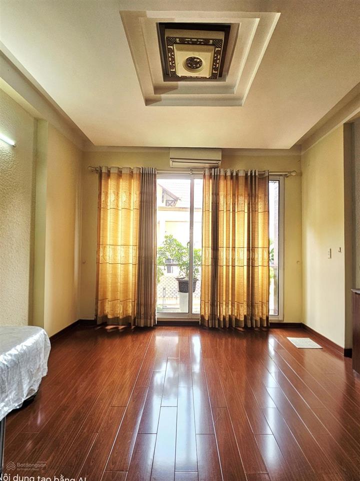 Bán nhà rất đẹp lạc long quân, ô tô đỗ cửa, tự xây tâm huyết, tặng nội thất, sổ vuông, gần hồ tây