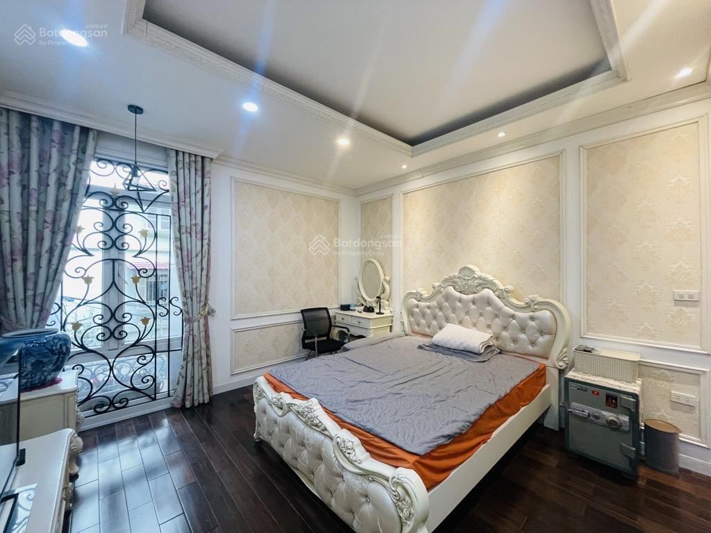 Thiện chí bán nhanh nhà thái hà, ô tô đỗ cửa, nhà tự xây, đẹp, 2 thoáng, gần phố. 60m2 giá 13,5 tỷ