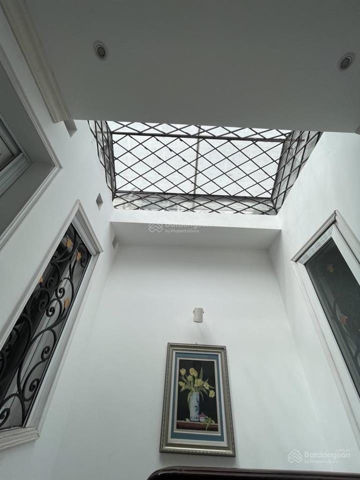 Thiện chí bán nhanh nhà thái hà, ô tô đỗ cửa, nhà tự xây, đẹp, 2 thoáng, gần phố. 60m2 giá 13,5 tỷ