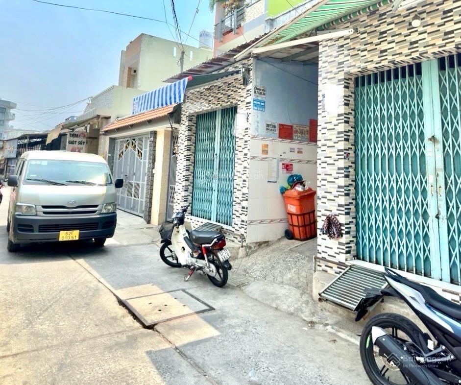 Khu cao tầng sát bên tên lửa dãy trọ 4 x 21m thu nhập 11tr/th chỉ 5t hơn.