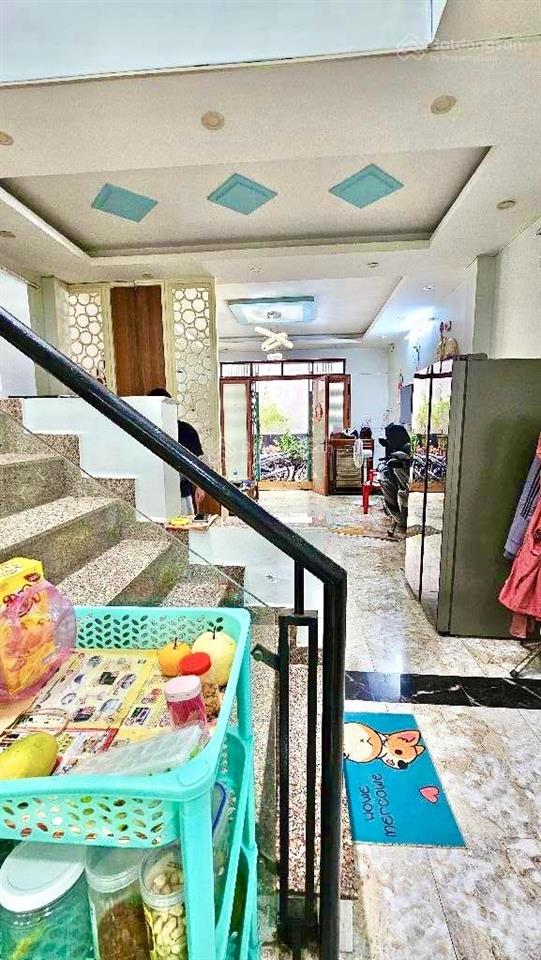 Chỉ 5.x tỷ nhà 2 tầng 4.3x13m tô hiệu gần đầm sen q11