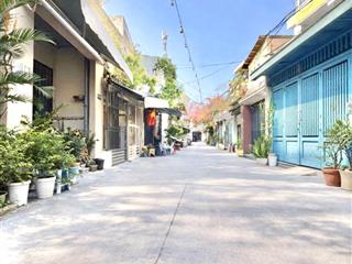 Nhà 4 tầng 96m2  vừa ở vừa cho thuê  chỉ 6.3 tỷ  hương lộ 2, gần tân phú