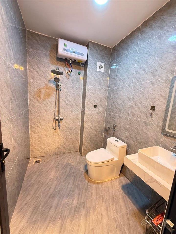 Hiếm  nhà mới 5 tầng  ô tô đỗ cửa  giá nhỉnh 7 tỷ  việt hưng  long biên
