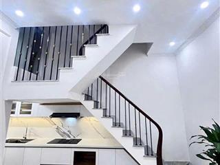 Nhỉnh 8 tỷ  siêu phẩm tôn đức thắng, đống đa35m²  5 tầngmt 4,3m 30m ra phố  nhà đẹp hiện đại