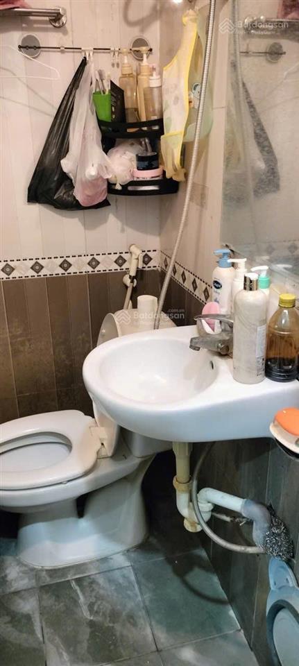 Cho thuê chung cư mini chùa láng 40m², 1pn riêng biệt, full nội thất, gần ngoại thương, giá 5,5tr