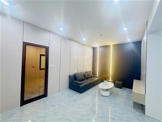 Bán căn tt hoàng ngọc phách  tầng 1 ô tô đỗ cửa  3 ngủ  phòng nào cũng có cửa sổ