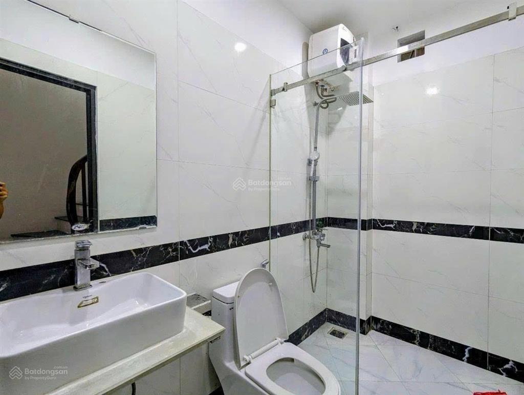 Bán nhà nguyễn trãi gần roalcity ga thượng đình  nhà đẹp về ở ngay  cách mặt phố 20 m