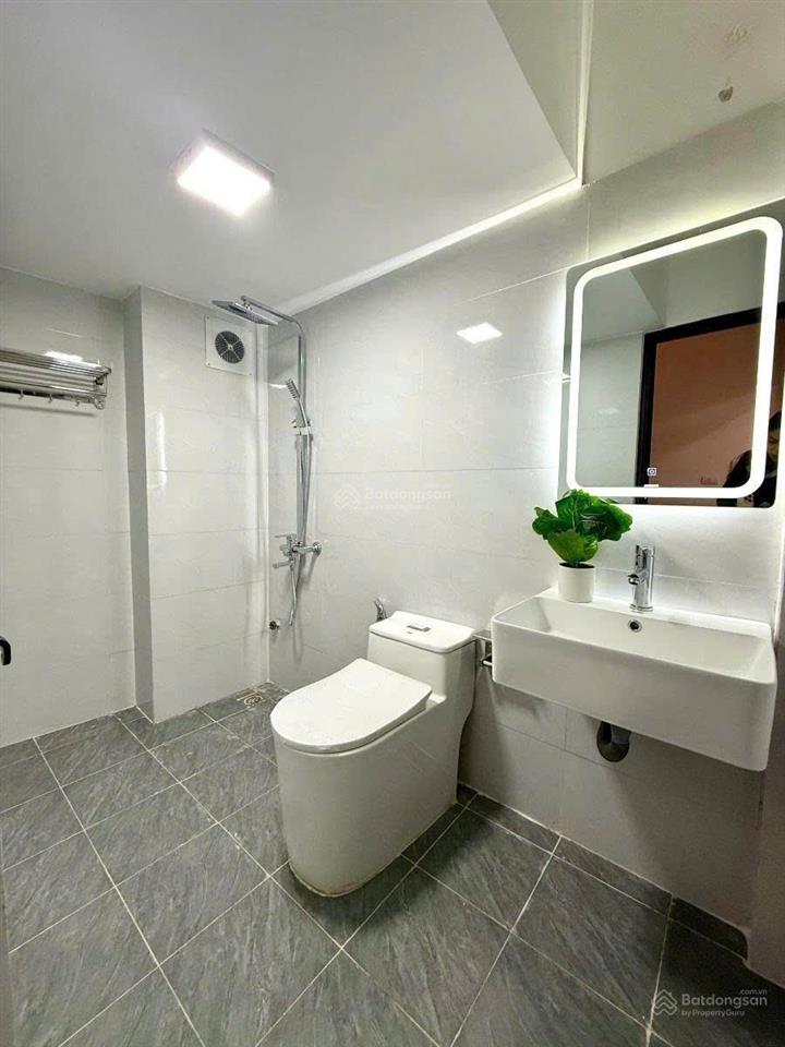 Chủ cần bán gấp  nhà đẹp dân xây  31m  5 tầng  full nội thất xịn  3 ngủ khép kín