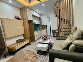 6.x tỷ có nhà #tônđứcthắng #đốngđa 25m  5 tầng  mt3,6m  vị trí đẹp  lô góc thoáng sáng