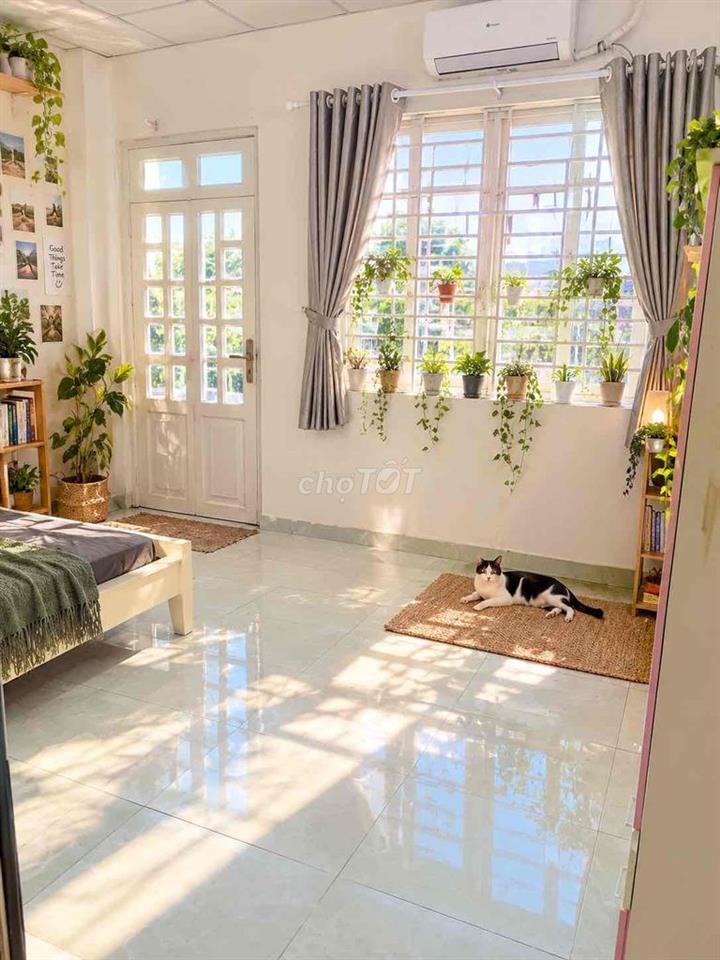 PHÒNG TRỌ NGÃ TƯ THỦ ĐỨC - ĐỐI DIỆN ĐH SƯ PHẠM KỸ THUẬT
