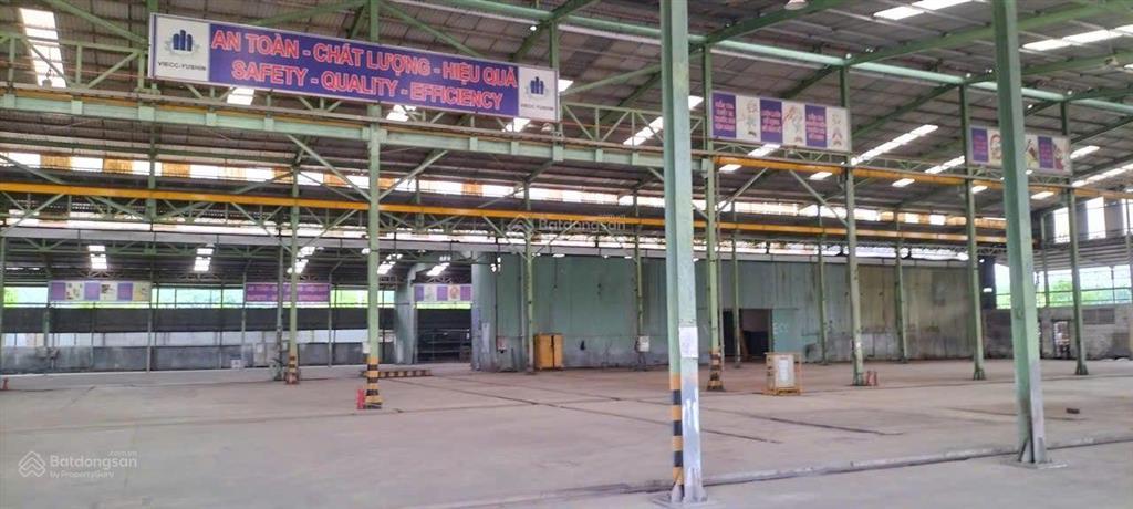 Cho thuê xưởng tổng diện tích 5.400m2 gần kcn lộc anbình sơn.