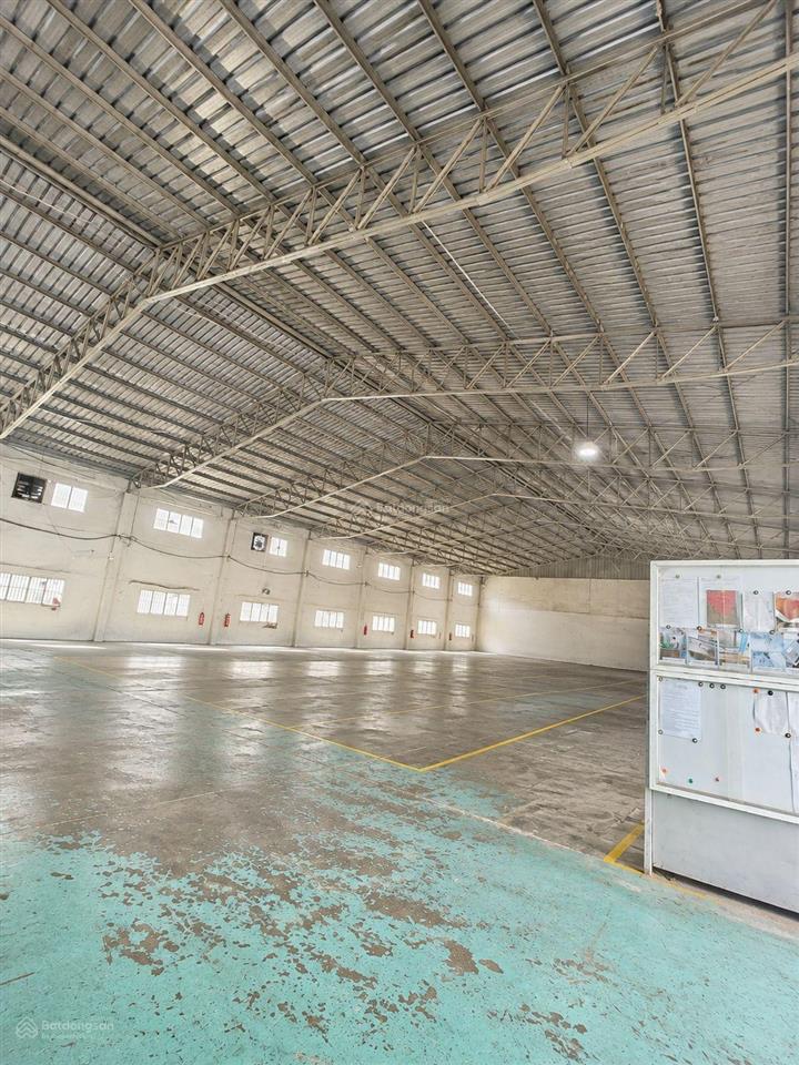 Cho thuê xưởng 2.600m2 trong kcn tam phước đồng nai
