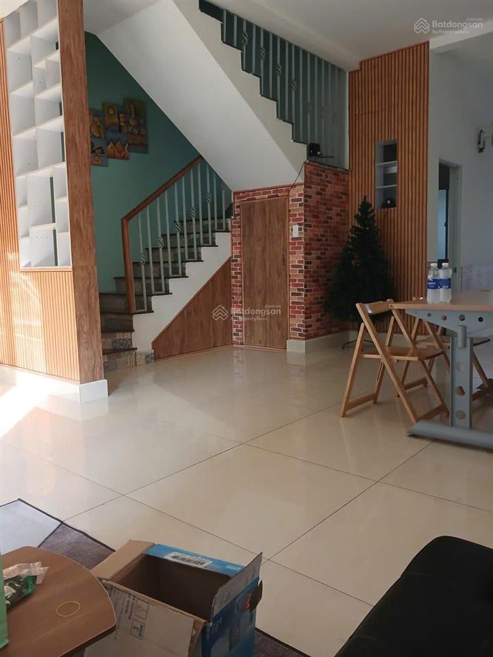 Cho thuê nhà ecolakes thới hòa  bến cát  bình dương 4 phòng ngủ