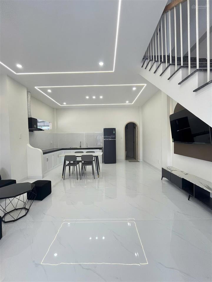 Cho thuê nhà mới đầy đủ nội thất tại oasis city, thới hòa, bến cát, bình dương