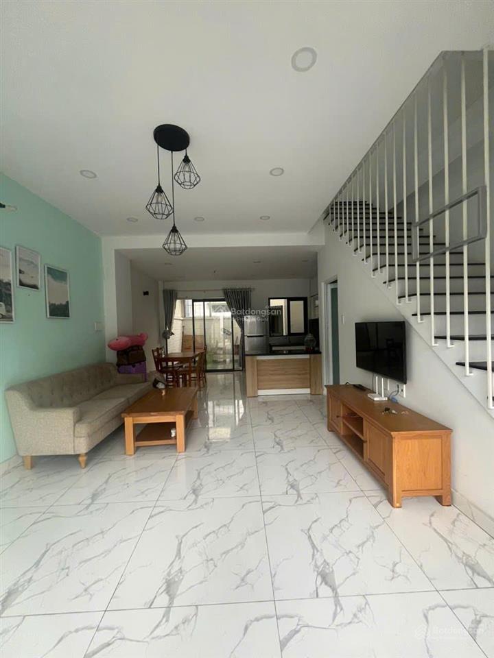 Cho thuê nhà oasis city đầy đủ nội thất tại thới hòa, bến cát, bình dương