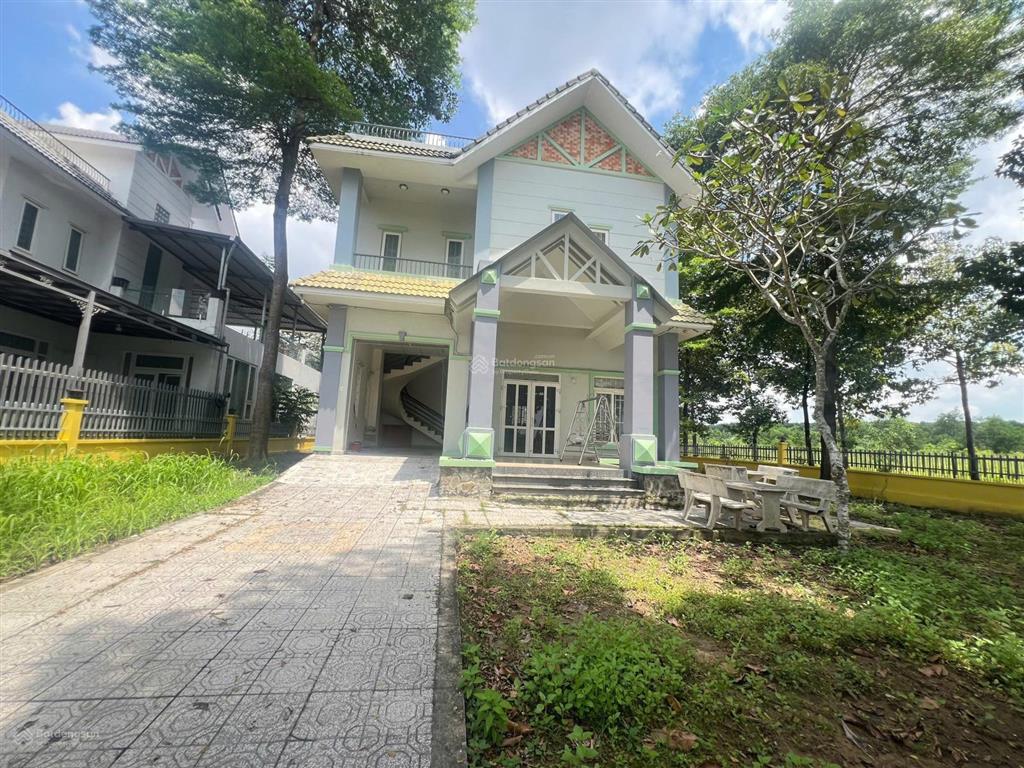 Cần bán biệt thự western land mỹ phước 1  bến cát  bình dương giá chỉ 6,5 tỷ