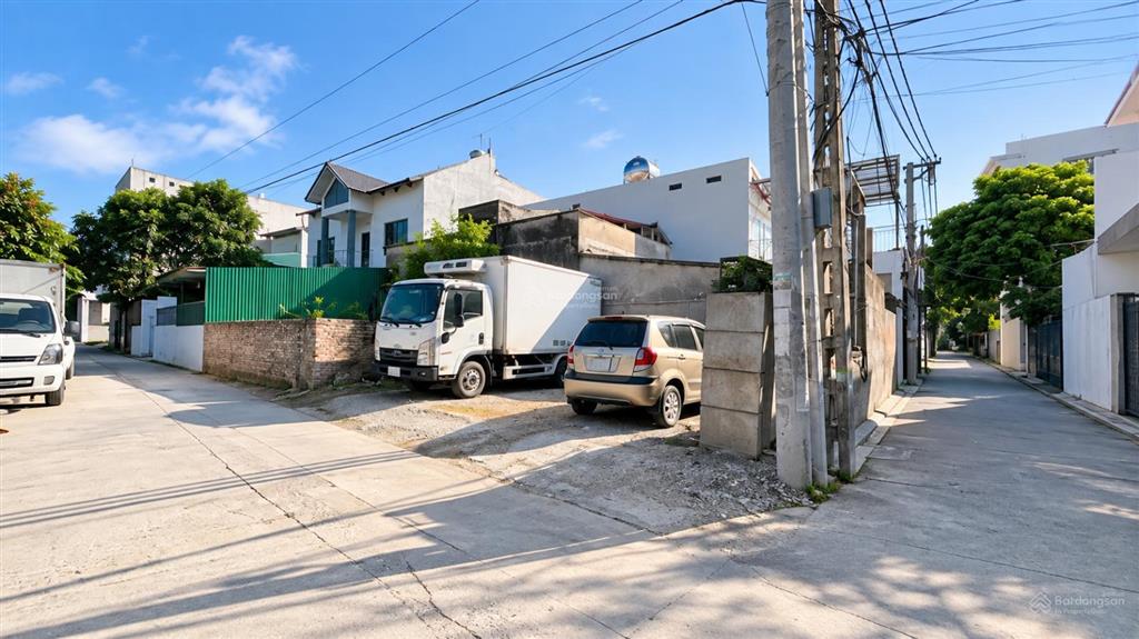 Bán đất bìa làng nam hồng đông anh 50m², nhỉnh 3 tỷ, hàng xóm vin home bắc hồng, đường 6m