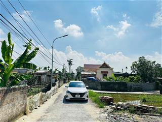 Lô góc mặt đường nhựa bát trang giáp dự án kcn tràng duệ 3