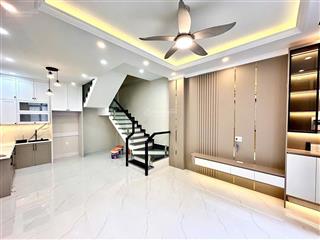 Spcc mở bán dãy căn nhà mới 379 miếu 2 xã  lê chân  hp . diện tích 47m x 4 tầng  hướng đn