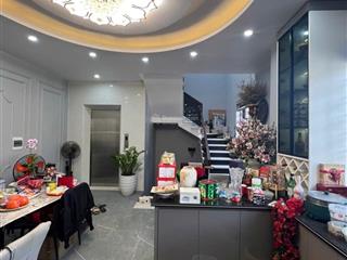 Bán nhà mặt phố tạip dư hàng, 16,5 tỷ, 107,5 m2, 4pn, 3wc