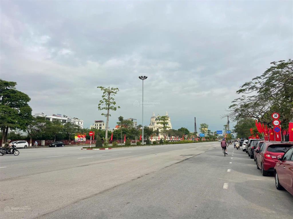 654. đất mặt đường lê hồng phong  hải an  hp .diện tích 336m2 ngang 12.4m dài 27.11m . hướng tn
