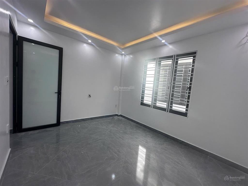 77 spccbán căn nhà mới 56 tiền phong  hải an. diện tích 42m x 3.5 tầng  hướng đông bắc