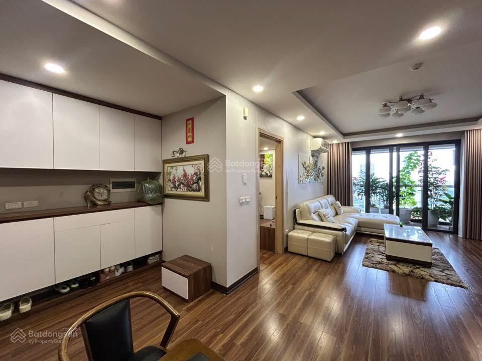 Chính chủ cho thuê chung cư hồ gươm plaza hà đông 65m2, 2 phòng ngủ, 2 vs full đồ giá tốt