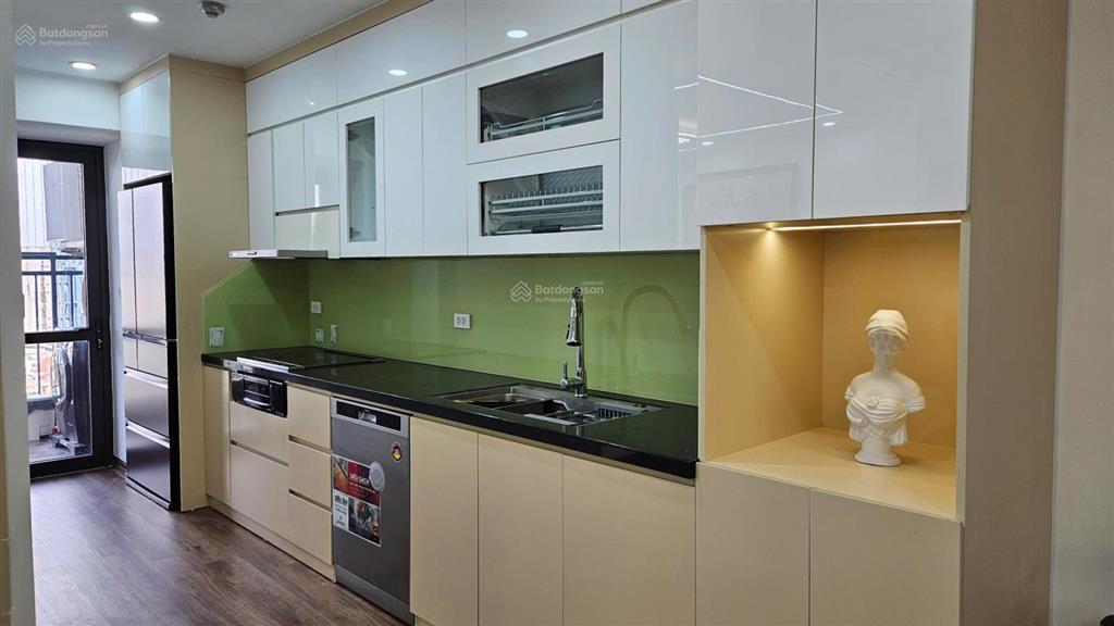 Tôi cần cho thuê chung cư sdu trần phú 70m2, 2 phòng ngủ, 2 vs chỉ 9.5 tr/tháng