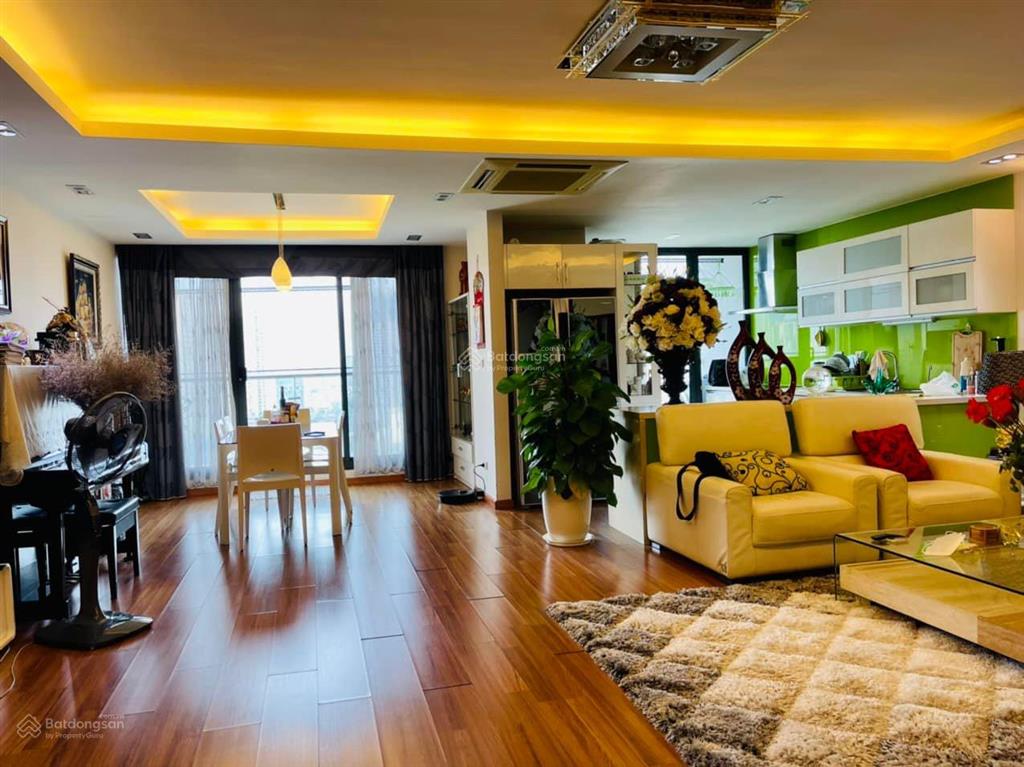 Bán chung cư pcc1 nàng hương  583 nguyễn trãi, 120m2, 2 ngủ, 2 vs chỉ 7.x tỷ