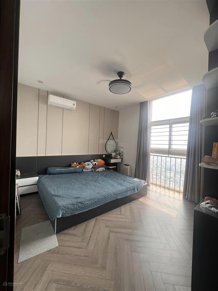 Tôi cần cho thuê chung cư kđt văn khê 114m2, 3 ngủ, 2 vs chỉ 10tr/1 tháng