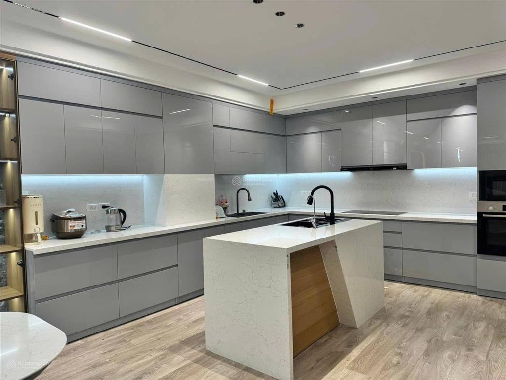 Cho thuê chung cư phùng khoang 85m2, 3 phòng ngủ, 2 vs giá tốt