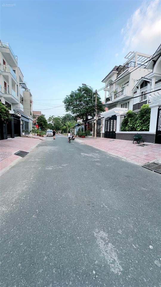 Đất bán đường số khu vip bên sông hiệp bình chánh sau gigamall dt 6 x 20 (120m2) full thổ