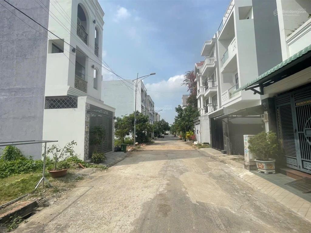 Đất nguyễn duy trinh long trường thủ đức giảm giá mạnh 17tỷ, dt 8300m2 giá còn thương lượng