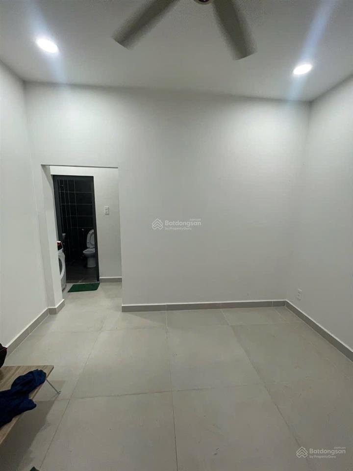 Nhà đường 18 linh chiểu sát đại học ngân hàng hoàng diệu 2  dt 5 x 7 (35m2)  3tỷ hơn