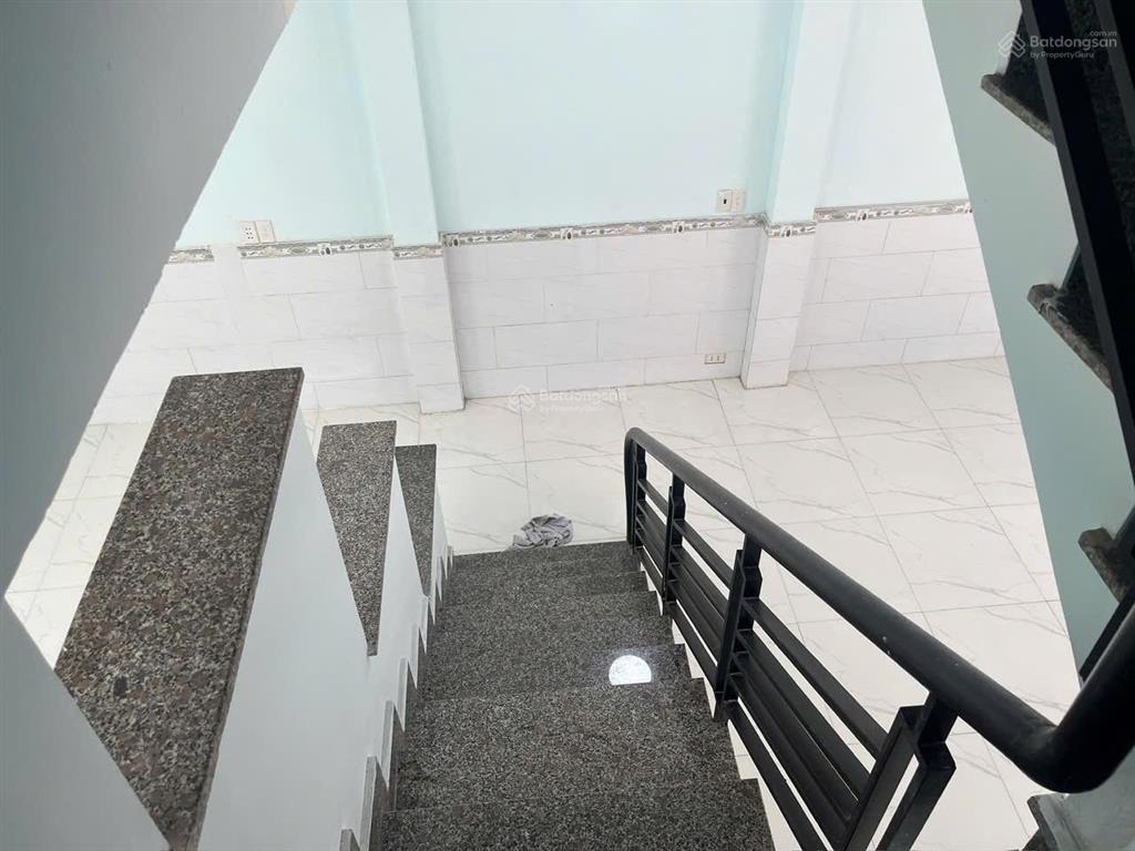 Nhà đường số 48 hiệp bình chánh  120m2  9tỷ sổ riêng hẻm xe hơi