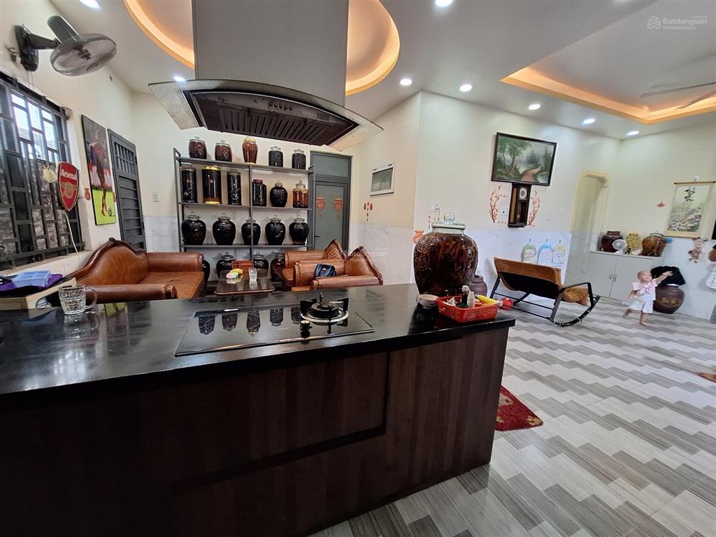 Nhà bán quốc lộ 13 hiệp bình phước thủ đức dt 104m2  6tỷ hơn