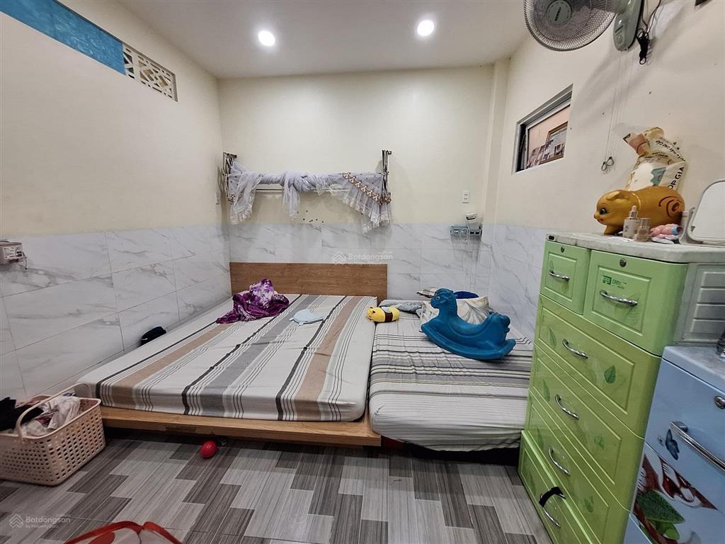 Nhà bán quốc lộ 13 hiệp bình phước thủ đức dt 104m2  6tỷ hơn