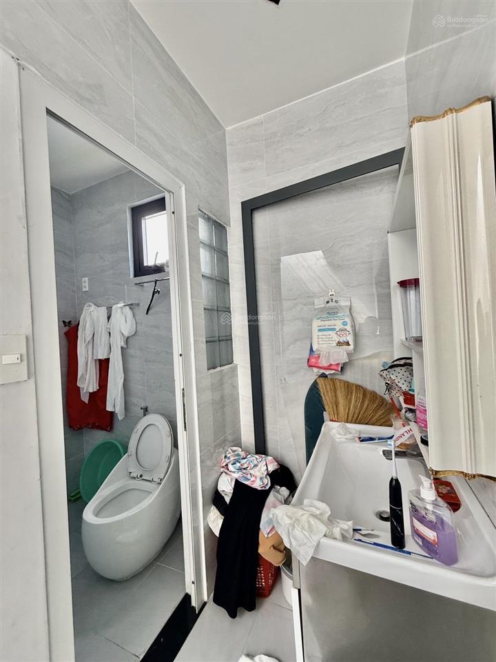 Nhà đường số 38 hiệp bình chánh dt 5.3 x 13 3 tầng, 3 pn, 3 wc.