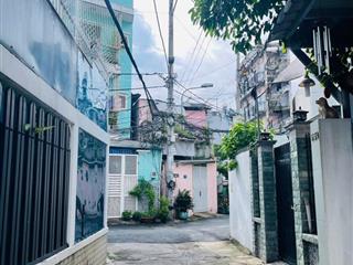 Nhà đường số 10 linh chiểu thủ đức  5tỷ65  mới ở ngay dt 4,2 x 14,5 sổ riêng