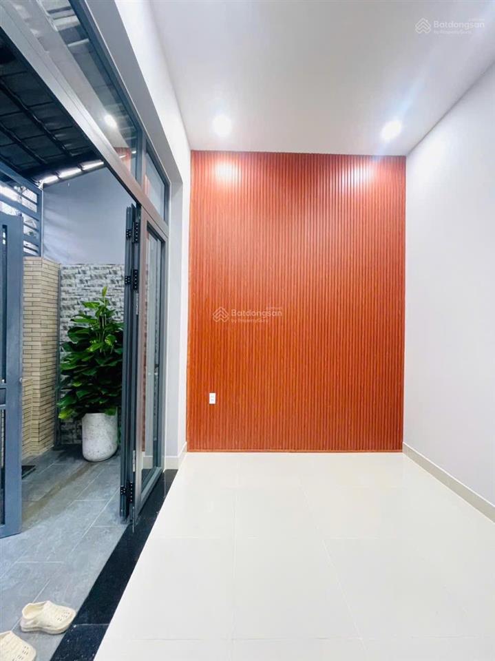 Nhà đường số 10 linh chiểu thủ đức  5tỷ65  mới ở ngay dt 4,2 x 14,5 sổ riêng