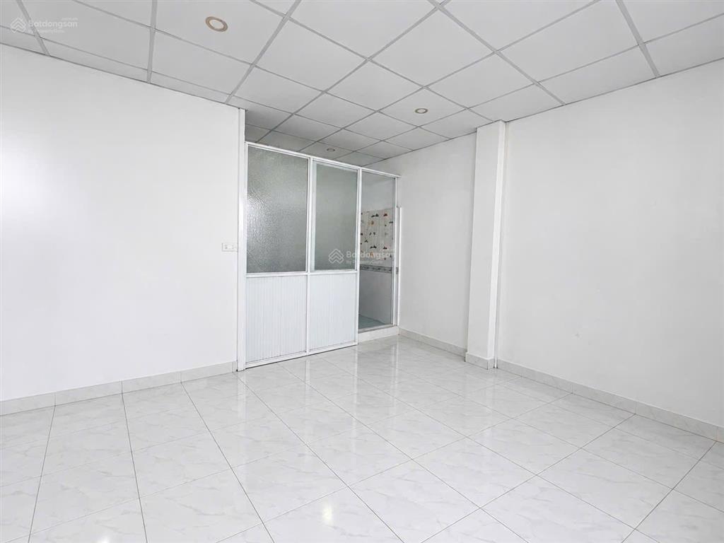 Nhà kha vạn cân, hiệp bình chánh, thành phố thủ đức, 3 tầng, giá 3 tỷ hơn  gần phạm văn đồng