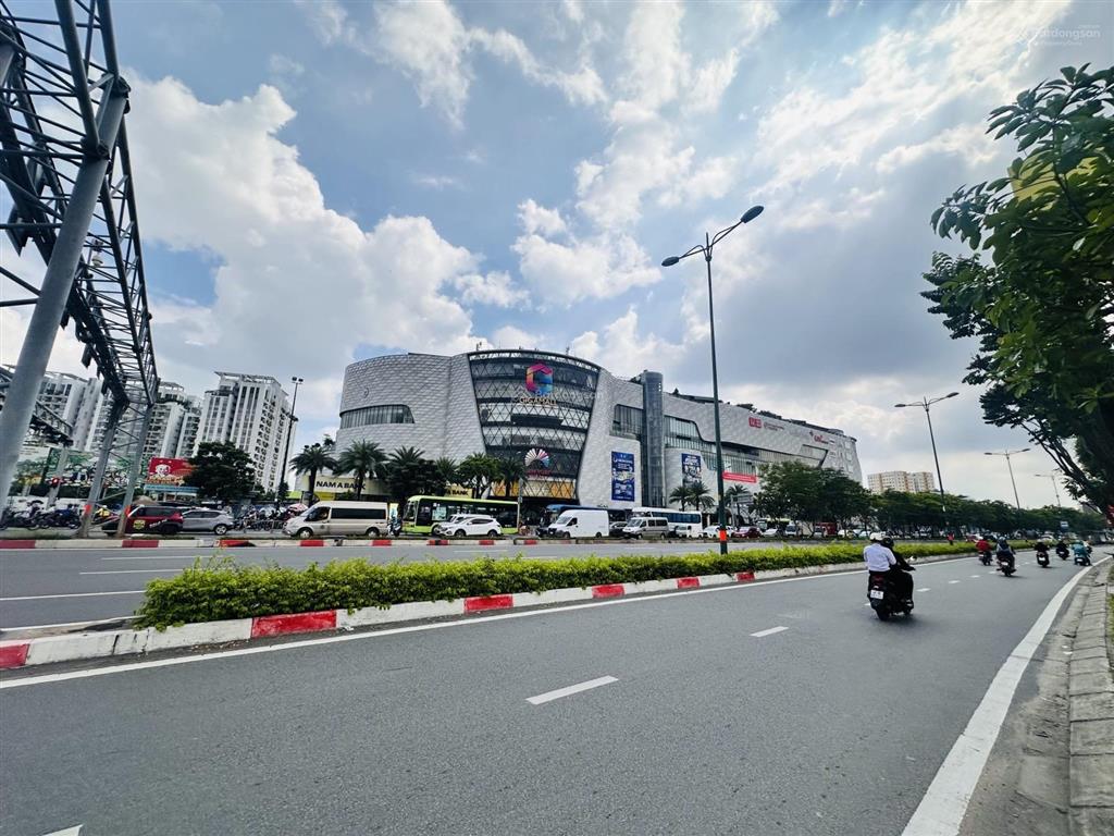 Nhà kha vạn cân, hiệp bình chánh, thành phố thủ đức, 3 tầng, giá 3 tỷ hơn  gần phạm văn đồng