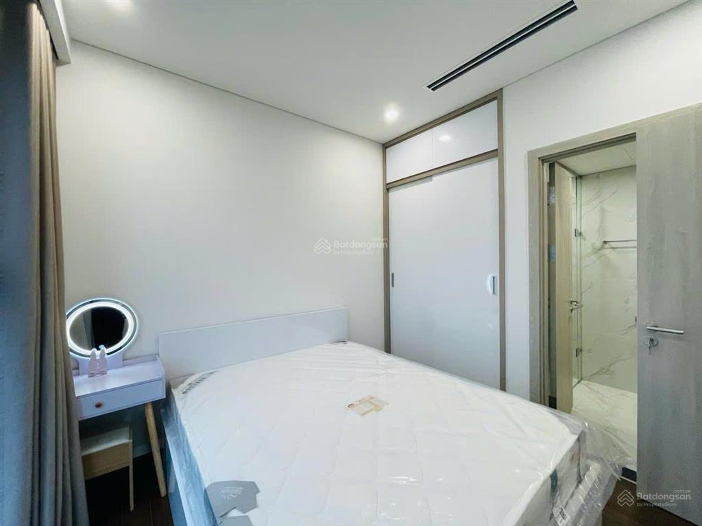 Chính chủ bán căn góc 2n+ giá 6.2tỷ toà mas a view nội khu full nội thất cao cấp*