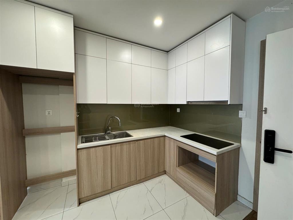 Chính chủ bán căn 2n toà i3 tầng 28 giá 4tỷ nội thất cđt bàn giao