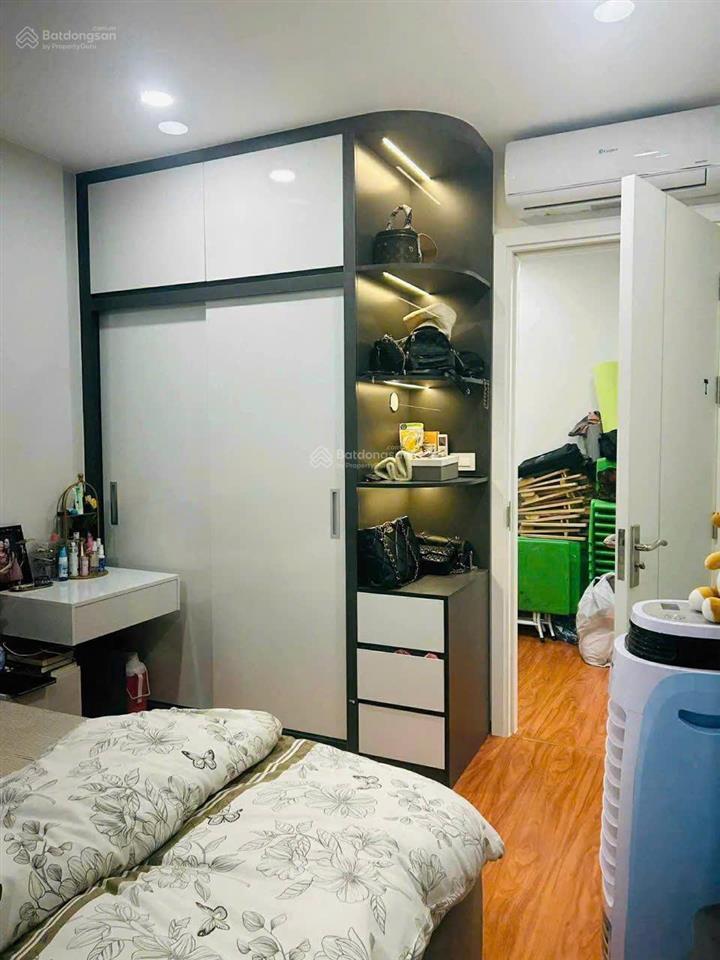 Chính chủ bán căn 1n + tầng 15 giá 2,9 tỷ toà i5 sẵn sổ đỏ giao dịch*