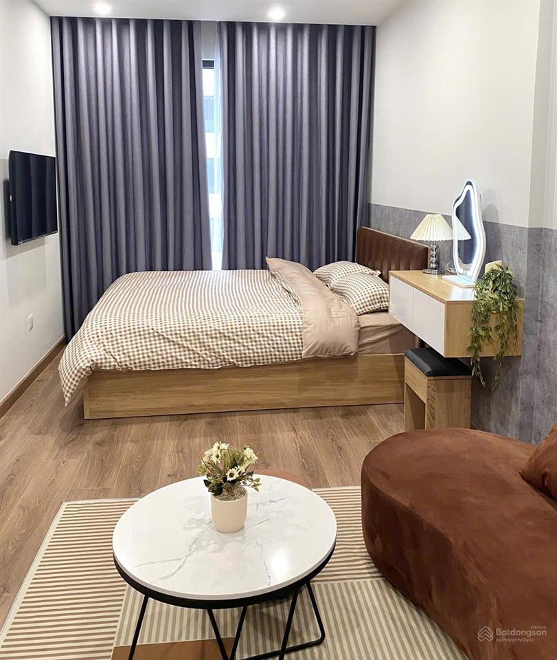 Chính chủ bán căn nhanh stu giá 2,36 tỷ toà i2 tầng 23 full nội thất, sẵn sổ giao dịch